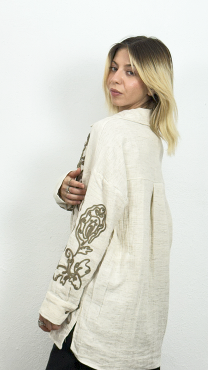 Nakış Desenli Gömlek