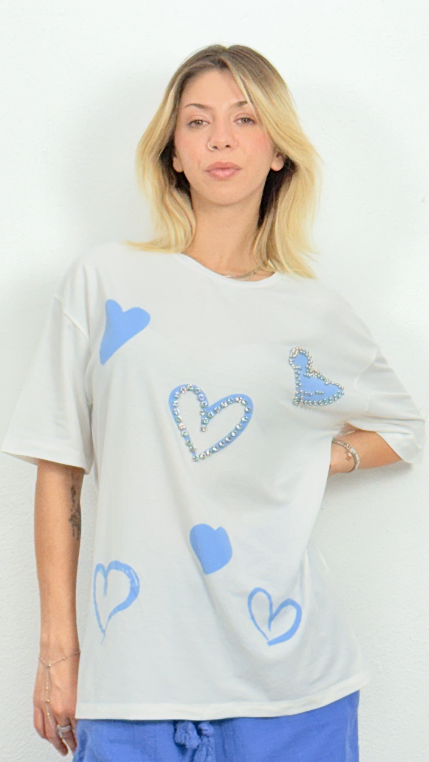 Kalp ve Boncuk Detaylı T-Shirt