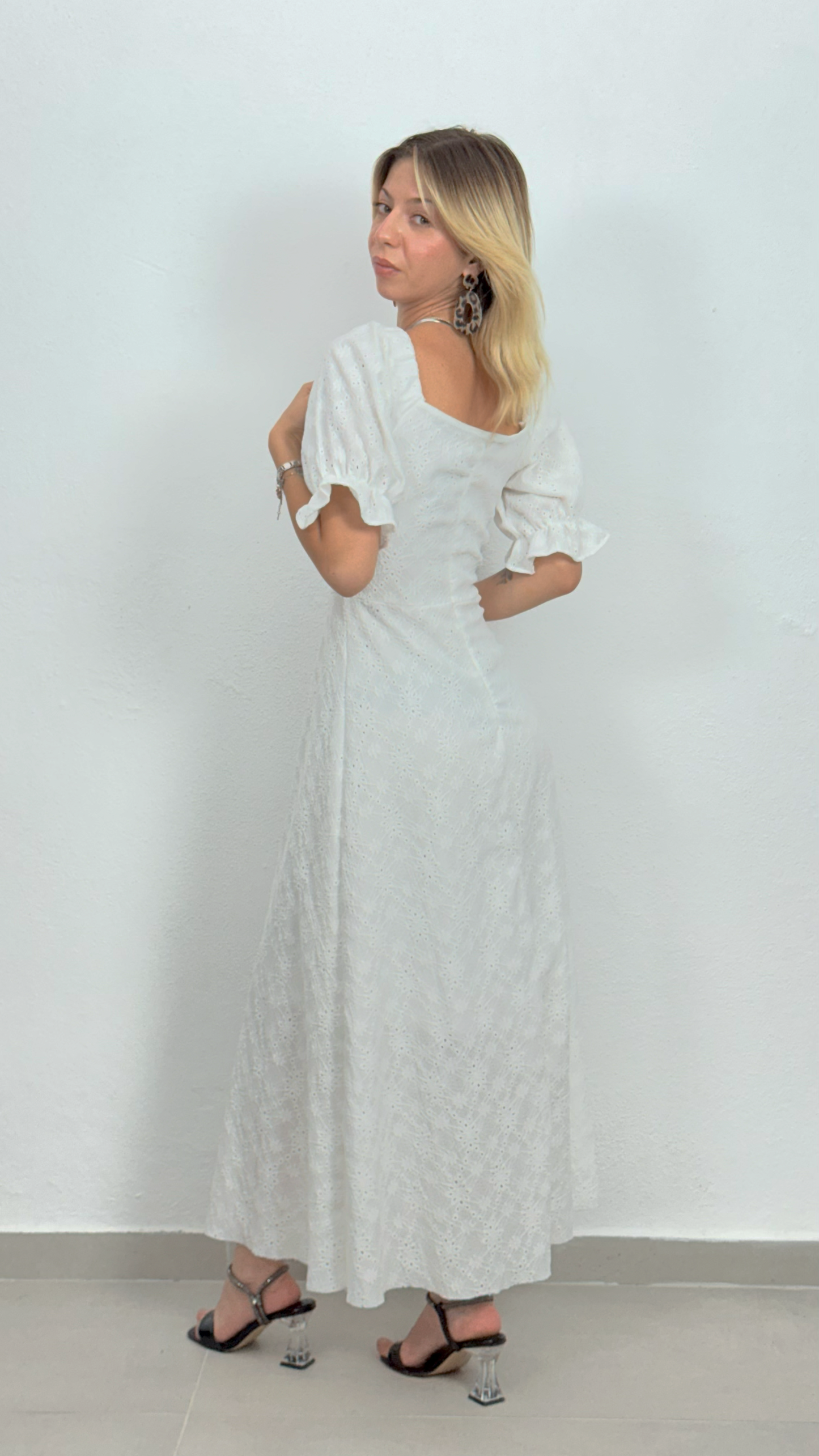 Önü Düğmeli Elbise