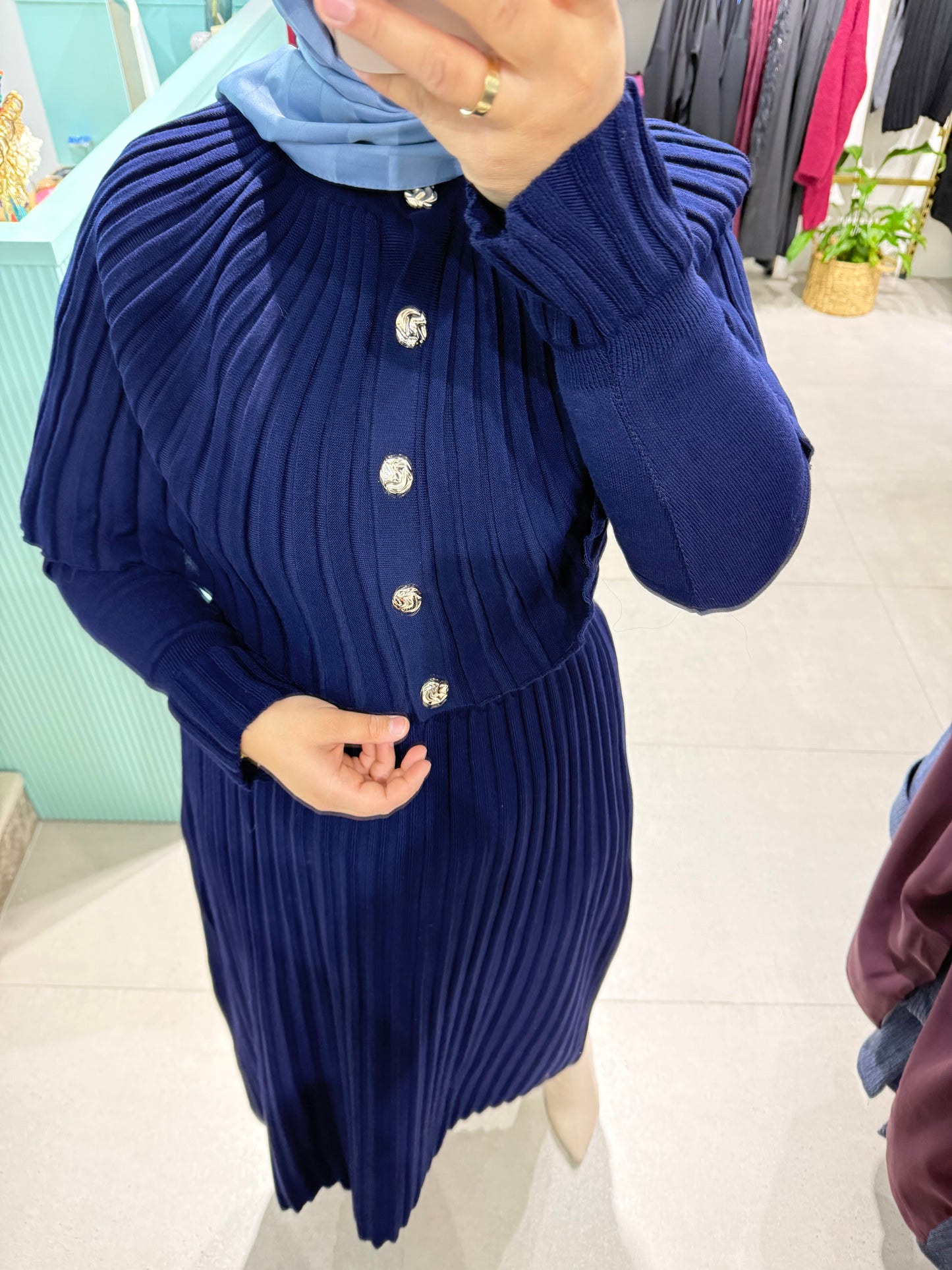 Pelerin Detaylı Triko Elbise