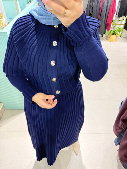 Pelerin Detaylı Triko Elbise